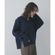 『洗濯可』サイドスリットVネックニット