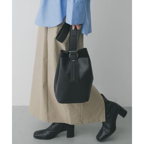 [^ԁFAA26130-2221001]ymBiV{̃U[obOzE_炩V{̂tFCNU[AiȈہE}`肠ARpNgȂeʂE|A΂ߊ|AnhobOɂȂ}`WAYdl_炩V{̂tFCNU[gpВobOBRpNgȌڂȂA}`肠邽߁Aڈȏ̎[͂܂BXgbv͒̒\ŁAnhobOA|A΂ߊ|ƃ}`Ɏĝ́BVvȃfUCȂ̂ŁAǂȃR[fBl[gɂ\Ƀ}b`܂By2026 Spring^Summerzy26SSzd : 485g[|[`]one : 15cm ^ 18cm ^ }`6cmi摜́A̓p\RȂǂ̉{ɂAۂ̐FƈقȂČꍇ܂B\߂Bi̐F̖ڈ́AiP̂̉摜QƂBCɓo^̂߁Cɓo^ꂽíA}Cy[WɂČ݂̉i݌ɏ󋵂̊mF\łBXg̊ǗɂЂpB