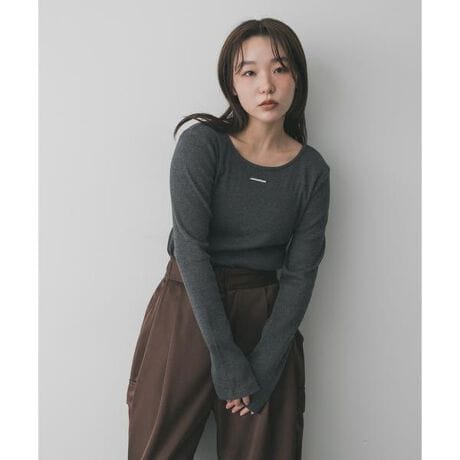 [^ԁFAA26130-2013018]yꂽꖇB^v[gfUCjbgzEL߂̃lbNCŁAfReƔEtg̃^v[gAgĥꂽANZgɁE킹₷J[WJŁA񂵗͂QL߂̃lbNCAfReƌĂ郊ujbgvI[o[Btg̃^v[gAVvȂgĥiȃANZgvX܂BɃtBbgȂꂢ߂ȃufނŁASnKBǂȃ{gXƂ킹₷J[WJŁA񂵗͂Q̖\ACełBy2026 Spring^Summerzy26SSz̏íAsOł₷fނgpĂ܂BsO͎łނƖщH⎅؂Ȃǂ̌ɂȂ܂̂ŁAoT~ȂǂgȂ悤ɂЂƂЂƂ菜ĂBi摜́A̓p\RȂǂ̉{ɂAۂ̐FƈقȂČꍇ܂B\߂Bi̐F̖ڈ́AiP̂̉摜QƂBCɓo^̂߁Cɓo^ꂽíA}Cy[WɂČ݂̉i݌ɏ󋵂̊mF\łBXg̊ǗɂЂpBfފ : ₠(OFF WHITE)Lk : 藠n : Ȃ : Ȃ|Pbg : Ȃ