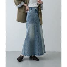 セミフレアデニムスカート