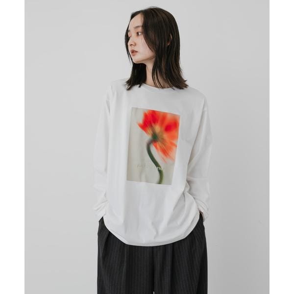 センスオブプレイスバイアーバンリサーチ グラフィックTシャツ