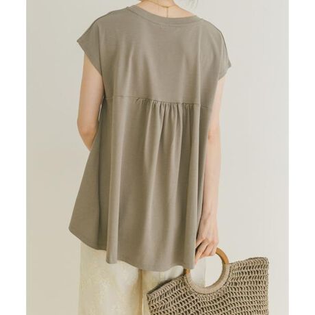 [^ԁFITA5-21B002]obNeBA[hŖAl̉؂₩TVcBVvȃtgfUCɁAobNX^CōeBA[h؂ւvXt`X[uTVcB̊̂obNeBA[hӂƗhāAp܂ŔȂ؂₩ɉo܂B̘r肰ȂJo[t`X[uŁASn̓NȂ̂ɏiBJWAȂtF~jȃjAXYAl̂߂̈ꖇłBy2025 Spring^Summerzy25SSzi摜́A̓p\RȂǂ̉{ɂAۂ̐FƈقȂČꍇ܂B\߂Bi̐F̖ڈ́AiP̂̉摜QƂBCɓo^̂߁Cɓo^íA}Cy[WɂČ݂̉i݌ɏ󋵂̊mF\łBXg̊Ǘɐ񂲗pBfފ : ₠(OFF)Lk : ₠藠n : Ȃ : Ȃ|Pbg : Ȃ