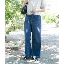 アイテムズ アーバンリサーチ(ITEMS URBAN RESEARCH)のデニムストレートパンツ