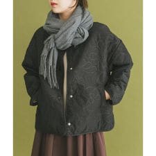 アイテムズ アーバンリサーチ(ITEMS URBAN RESEARCH)のノーカラー中綿ブルゾン