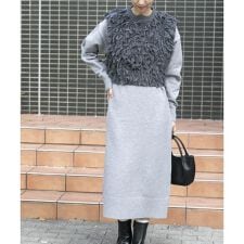 アイテムズ アーバンリサーチ(ITEMS URBAN RESEARCH)のループニットベストセットワンピース