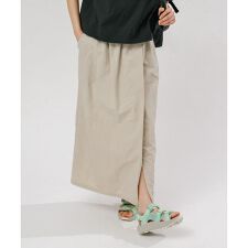 『UR TECH』ナイロンタッサ－ラップ風スカート