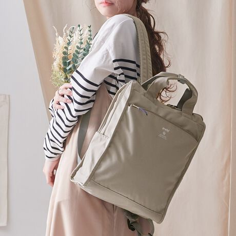 [^:m0171]v10|PbĝՂ葽[bNTbNB߉\ȃV_[̓bNRꉺ炸ARɈSziV410gƌyʁAwʂɃNbVƒʋC郁bVfނgpĂĒԔwĂĂɂBAO킹10̃|PbgĎ[͂QIA4TCY܂eʃTCYŒʋ΁EʊwE}}obOEꔑsȂǕLV[ő劈􂵂܂H{ꂽ|GXenŁAJ̓łSBǂȃX^CɂރVvȃfUCŒjpłǂȔN̕łgƂł܂ByTCYicmjzF30AF35A}`F11V_[~F62-83~5.5荂F8.5ydʁigjz410ydlzJF_ut@Xi[OFt@Xi[|Pbg~1AbV|Pbg~1A{g|Pbg~2Awʃt@Xi[~1FI[v|Pbg~3At@Xi[|Pbg~1Ayz_[~1yfށz|GXeTCY͓XuOTCYłB^O̕\LƂ͈قȂꍇ܂Biɂ̍ꍇ܂̂ŗ\߂Byӎzfނ̐A̓̂܂BXł̓[J[疧Ԃœ׌Aȉēx܋lߒvĂ܂̂ŁAXɂ鏤iƂ͈ႢÂ܂B̂gpAȂǂŋCɂȂ͂قƂǊȂȂ܂̂ł܂B􂢂͔Aꂽꍇ͊@ĉBʐ^̏iƎۂ̏i̓uEUɂāAFقȂꍇ܂̂ŁA\߂܂B