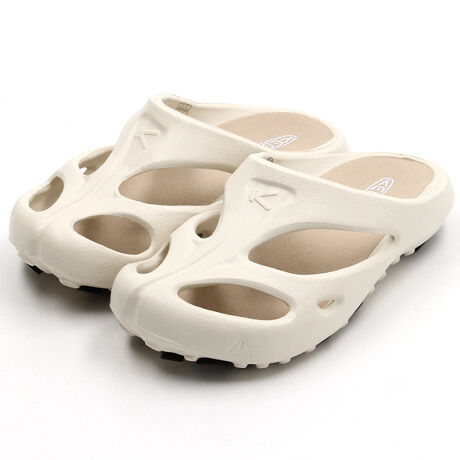 [^:1030558][_NbOBėp - At^[X|[cV[YAItBXV[YAK[fjOV[YȂǁAV[Iт܂BSandal WithSocksFfł̒pASocksAt[XSocks܂ŁAgݍ킹ς邱ƂɂA4V[YΉBUPPER : yʂőDݍވkEVAAbp[AYogui ^\tgȗSnApbJudl̃fUCFOOTBED : \tgȑŁAɗDEVAtbgxbhMIDSOLE : yʂŗ򉻂ɂAs̏Ռɘa鈳k^EVA~bh\[DꂽNbVOUTSOLE : ϖՐɗDꂽm}[LOo[AEg\[AKvŏɎgpyʉShanti = OtBbNvg̖A͒PFvg̏i