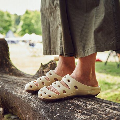 [^:1026247]IWinCptH[}XNbOBėp - At^[X|[cV[YAItBXV[YAK[fjOV[YȂǁAV[Iт܂BUPPER : yʂőDݍވkEVAAbp[Aی쐫ƃT|[g߂悤K؂Ȍ݂ɃCWFNV^AȐƒʋC߂fUCFOOTBED : NbVɗDꂽkEVAfނ̗̐^tbgxbhMIDSOLE : yʂŗ򉻂ɂAs̏Ռɘa鈳k^EVA~bh\[DꂽNbVOUTSOLE : ݐՂcAϖՐƃObvɗDꂽm}[LOo[AEg\[YOGUI = OtBbNvg̖A͒PFvg̏i