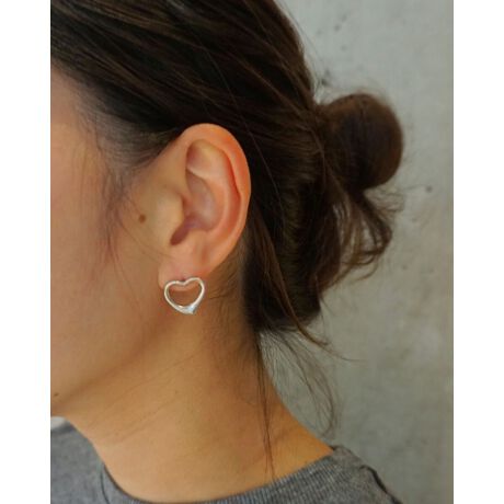 [^:1014283004]蔲ꂽn[gfUCۓIȃsAXBytSnŁAfC[X^C̃ANZgɂ҂łBEp|[`tVo[925̕ۊǕ@ɂĖ̍܂1_ۊǂĂƁA_hAϐFÂ炢ԂۂƂł܂B @ɂĂpɏ_炩zŗD@ĂƁA蒷ꂢȏԂۂƂł܂BCɓɓo^ĂƁA[łȏGETł܂IyNina&Jules/jiEGEW[ztXlvwZW_jGERxC2008NɃ[`AX^[OVo[̃WG[uhBiȃVo[925ŃghpW̍D݂̃WG[JAƂzAg̃AgG𗧂グRNV|BVo[̐EgbvNX̎YnłA500Nȏ̉HZp̗j郁LVRŐYBnEl̃nhChZpɂċyʂŕtSnǂAꂽ^CXȃfUCE璍ڂĂB