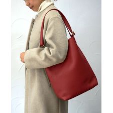 2way イタリアンレザー大容量ショルダーバッグ　LAVINA