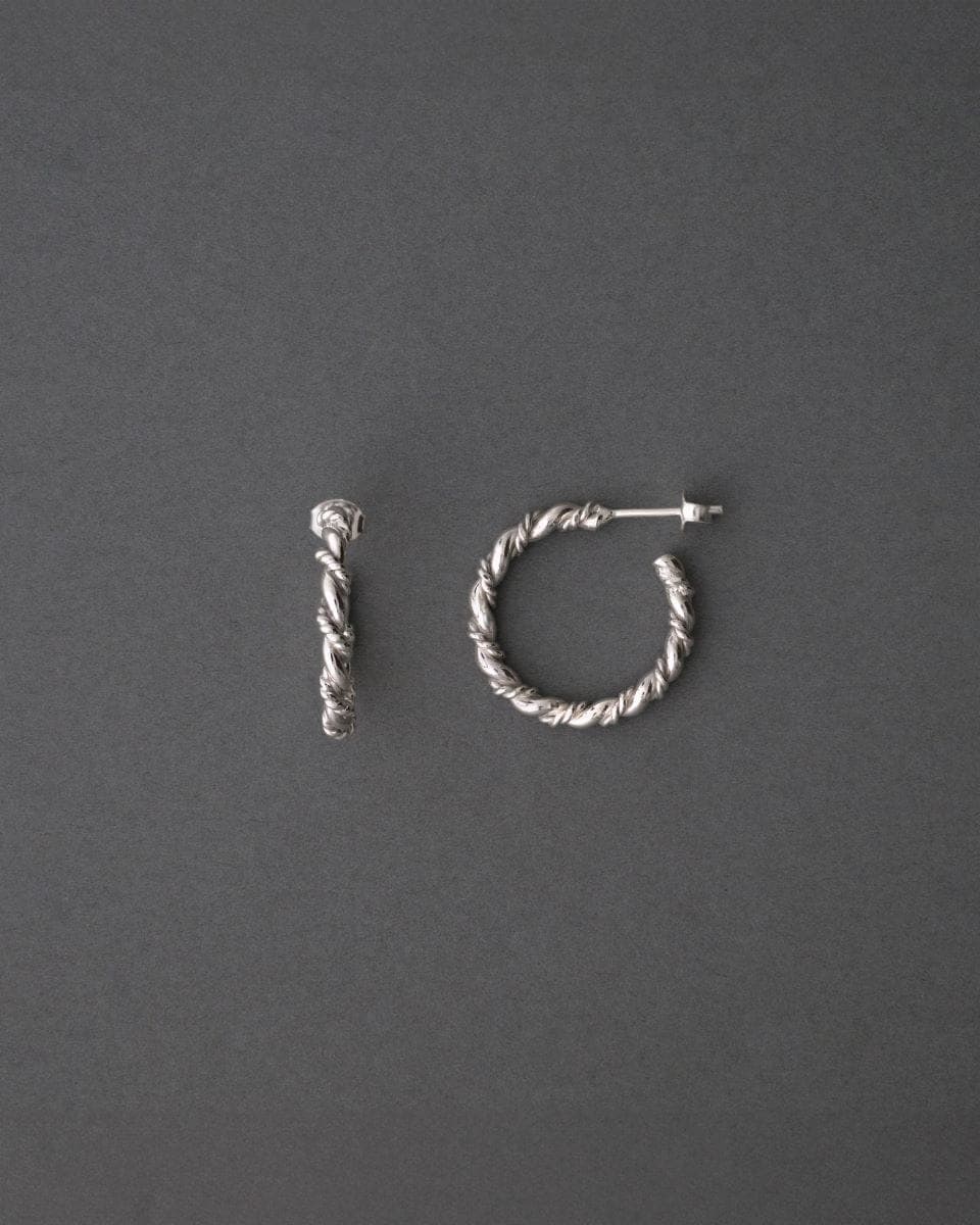 [}C]yNINA&JULESzcCXgVo[t[v/jiEGEW[iNina&Julesj SILVER