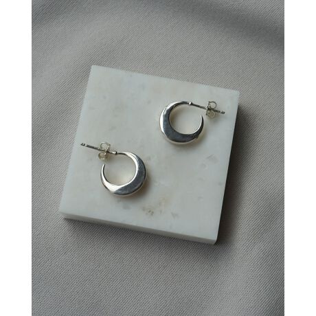 [^ԁF1015183009]C[Wt[vsAXB悢TCYłǂȃX^Cɂ킹₷ACełBEp|[`tVo[925̕ۊǕ@ɂĖ̍܂1_ۊǂĂƁA_hAϐFÂ炢ԂۂƂł܂B @ɂĂpɏ_炩zŗD@ĂƁA蒷ꂢȏԂۂƂł܂ByNina&Jules/jiEGEW[ztXlvwZW_jGERxC2008NɃ[`AX^[OVo[̃WG[uhBiȃVo[925ŃghpW̍D݂̃WG[JAƂzAg̃AgG𗧂グRNV|BVo[̐EgbvNX̎YnłA502Nȏ̉HZp̗j郁LVRŐYBnEl̃nhChZpɂċyʂŕtSnǂAꂽ^CXȃfUCE璍ڂĂB