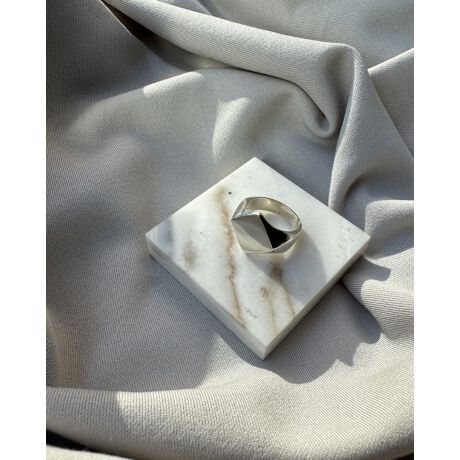 [^:1015182029]Ђ`̂悤ȃVFCvۓIȃVOlbgOBʂɌ𔽎˂fUCŁA茳GKgȈۂɁBR[fBl[gŃ[hȕ͋Cɂς閜\ACełBySnŎwȂ̂ꂵ|CgBEp|[`tVo[925̕ۊǕ@ɂĖ̍܂1_ۊǂĂƁA_hAϐFÂ炢ԂۂƂł܂B @ɂĂpɏ_炩zŗD@ĂƁA蒷ꂢȏԂۂƂł܂ByNina&Jules/jiEGEW[ztXlvwZW_jGERxC2008NɃ[`AX^[OVo[̃WG[uhBiȃVo[925ŃghpW̍D݂̃WG[JAƂzAg̃AgG𗧂グRNV|BVo[̐EgbvNX̎YnłA502Nȏ̉HZp̗j郁LVRŐYBnEl̃nhChZpɂċyʂŕtSnǂAꂽ^CXȃfUCE璍ڂĂB