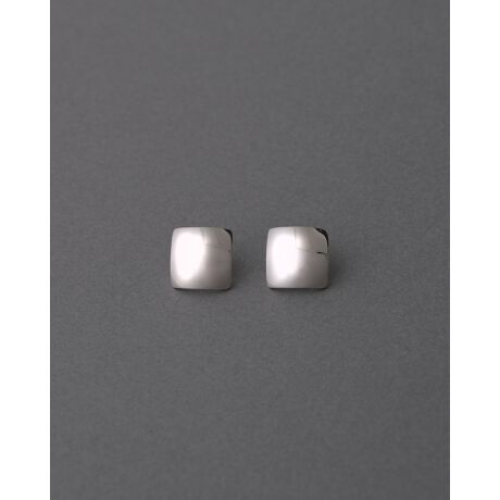 [^:1014283010]VvȂɑ݊̂XNGAsAXBNbV̂悤ɁA悭ӂ݂̂tHɗ̊^܂Bp|[`tSILVER925̕ۊǕ@ɂĖ̍܂1_ۊǂĂƁA_hAϐFÂ炢ԂۂƂł܂B@ɂĂpɏ_炩zŗD@ĂƁA蒷ꂢȏԂۂƂł܂ByNina&Jules/jiEGEW[ztXlvwZW_jGERxC2008NɃ[`AX^[OVo[̃WG[uhBiȃVo[ŃghpW̍D݂̃WG[JAƂzAg̃AgG𗧂グRNV|BVo[̐EgbvNX̎YnłA503Nȏ̉HZp̗j郁LVRŐYBnEl̃nhChZpɂċyʂŕtSnǂAꂽ^CXȃfUCE璍ڂĂB