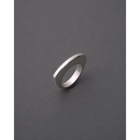 [^:1014282109]Nina&Jules̃xXgZ[BX^CbVȐ^̃fUC͒PƂłĂlɂȂ܂Bp|[`tVo[925̕ۊǕ@ɂĖ̍܂1_ۊǂĂƁA_hAϐFÂ炢ԂۂƂł܂B@ɂĂpɏ_炩zŗD@ĂƁA蒷ꂢȏԂۂƂł܂ByNina&Jules/jiEGEW[ztXlvwZW_jGERxC2008NɃ[`AX^[OVo[̃WG[uhBiȃVo[925ŃghpW̍D݂̃WG[JAƂzAg̃AgG𗧂グRNV|BVo[̐EgbvNX̎YnłA565Nȏ̉HZp̗j郁LVRŐYBnEl̃nhChZpɂċyʂŕtSnǂAꂽ^CXȃfUCE璍ڂĂB