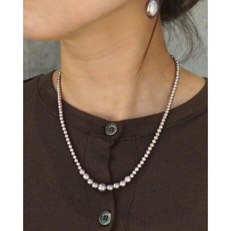 [^:1014281141]Z^[ɑԂ̃Vo[r[Yd˂Vo[r[YlbNXBp[lbNX̂悤ɏiȑɍ킹AVo[lbNXƂĕig̃ANZgɂB{Ă邾łǂȃX^Cɂd󂷂lbNXłBp|[`tVo[925̕ۊǕ@ɂĖ̍܂1_ۊǂĂƁA_hAϐFÂ炢ԂۂƂł܂B@ɂĂpɏ_炩zŗD@ĂƁA蒷ꂢȏԂۂƂł܂BCɓo^ĂƁA[łȏGETł܂IyNina&Jules/jiEGEW[ztXlvwZW_jGERxC2008NɃ[`AX^[OVo[̃WG[uhBiȃVo[925ŃghpW̍D݂̃WG[JAƂzAg̃AgG𗧂グRNV|BVo[̐EgbvNX̎YnłA575Nȏ̉HZp̗j郁LVRŐYBnEl̃nhChZpɂċyʂŕtSnǂAꂽ^CXȃfUCE璍ڂĂB