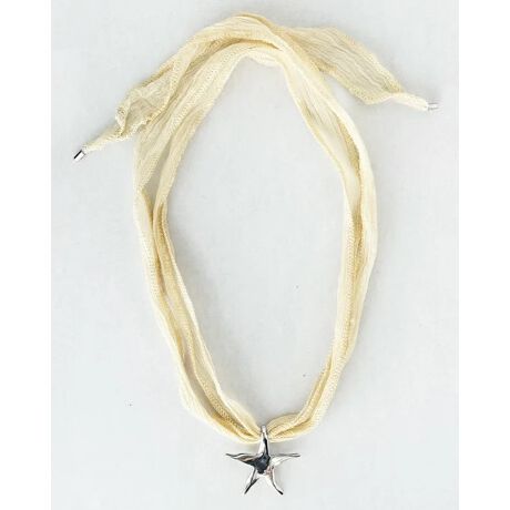 [^:1125181024]tFA[VÑX^[lbNXBɂ₳VN̓oN[o[̃X^WIŒJɎ߂Ă܂B̃J[R[fBl[gɉ؂₩YĂ̂ŁAVvȃX^CÕANZgƂāA܂ʂȓ̃R[fBl[gɂBLV[Ŋ􂵂ĂACełBVN̐[͋ŎdグĂ̂ŁAi؂₩ɍʂ邱Ƃł܂Bp{bNXtyKara Yoo/JEzJi_EoN[o[_̃f~t@CWG[uhAKara Yoo (JE)jAX̂v|[VƗVѐŜȒPȃVGbgdAX̃CtX^CɃtBbgAVvňۓIȃfUCnBX[t@bṼvZXꂽ̂ÂsB