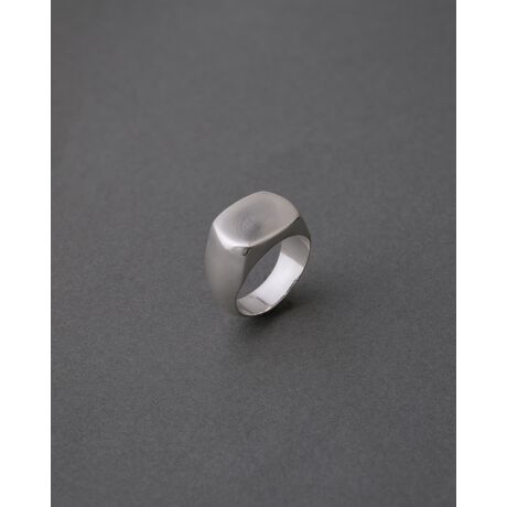 [^:1014282099]Nina&JulesC`IṼVOlbgOBp₳ƂgNbVhVFCṽgbvۓIȁA~j}ȃVOlbgOBiȃVo[925gpĂAyʂŎwÂ炢̂ꂵ|CgBȂ߂炩Ȍ݂ƒ悢{[wɃ_ȏdSA1_ŃR[fBl[gzƂ܂Ƃ߂܂BR[fBl[gNAbv閜\ACełBp|[`tVo[925̕ۊǕ@ɂĖ̍܂3_ۊǂĂƁA_hAϐFÂ炢ԂۂƂł܂B@ɂĂpɏ_炩zŗD@ĂƁA蒷ꂢȏԂۂƂł܂ByNina&Jules/jiEGEW[ztXlvwZW_jGERxC2008NɃ[`AX^[OVo[̃WG[uhBiȃVo[925ŃghpW̍D݂̃WG[JAƂzAg̃AgG𗧂グRNV|BVo[̐EgbvNX̎YnłA552Nȏ̉HZp̗j郁LVRŐYBnEl̃nhChZpɂċyʂŕtSnǂAꂽ^CXȃfUCE璍ڂĂB