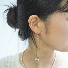 【Nina&Jules】ハンギングボールシルバーピアス