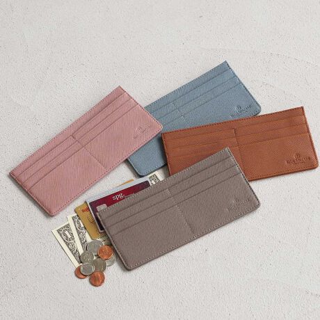 [^:SW2]y ~ [́zŋߗs̃~jobOɎ[ł锖~BāA肨D⏬KzTĂBȂAƎ[͂˔^zBLUE SINCEREoꂵ܂B͋ƊEō 0.5mm B[͂́AJ[h6ɉAD⏬KՂ[邱Ƃł܂BT̃f[g12̗sAtH[}V[ȂǂȏʂłgƂł܂BƎ[͂zT̂ȂɃsb^Ȕ^złByg₷K|Pbgz^zł悭邨Ŷ݂ЂƂɁAK|Pbgy^RŎoɂƂ̂܂B̔Y݂łu}`菬K|Pbgv̗p܂BK|Pbg̕БɃ}`t邱ƂŃKobƊJAK̎oNɂł悤ɂȂ܂BJȂK|PbgToJ͂܂B܂K|Pbg̃t@Xi[ɂ͏vȃt@Xi[̗p܂BX[Yȃt@Xi[ŃXgXȂJ邱Ƃł܂ByfނɂzCɓ̍z𒷂pĂBȑzfނɂ܂Bv̎ނ̒LY≘ɋA{vHTtBA[mU[̗p܂B\ʂɎH{Ă̂ŁA≘TbƐ@ŊȒPɂꂷ邱Ƃł܂B @Zčẑ鎞ԂłLCɕۂƂł܂B