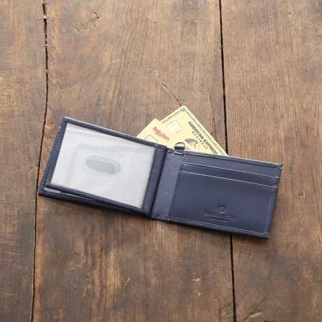 [^:PC7]y C^Av100%ґgp zC^AU[́A≘ɋfނȂ̂ŁAn[hȎgpɂς鎖ł܂B gΎgقǉoĂvŁȀĂCĂƏ͖ڗȂȂ܂By ^Ȃ̂11[łeʃJ[hP[X z60gŎ̂ЂTCYA^ŃJ[hĂȂBpXP[XAAƋؓAЈؓȂǗlXȃV[łg܂BNA|Pbgg΁AJR⎄SA^b`ςȂICJ[h̓ǂݎG[ɔYނƂ܂B yXꉟRgzX}[gŐꂽfUC̃J[hP[X́ǍgтɍœKłBC^AU[gp̔^eʃJ[hP[X́A11̃J[h[\ŁAKvȃJ[hɎo悤ɐ݌vĂ܂B|Pbg͖Ƌ؂Ј؂̊mFeՂɂAOɔꂽTCh|Pbg͕pɂɎgpJ[h̐vȃANZX\ɂ܂B DG[h@\ĂAʋ΂ʊw̃XgXyBYɂfB[XɂKAVv@\IȃfUĆAǂȃX^Cɂ}b`܂BɁA{v̎Ƒϋv́AX̎gpɑςiۏ؂܂B IׂJ[oG[V́A\̂ɂœKBȂ̃CtX^Cɍ킹āAD݂̐FIłBPC7 BenoỹJ[hP[X́A̕KiX^CbVɎ߂̗zIȃANZT[łB