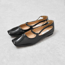 【柔らか設計】 ナロー ストラップパンプス フラット ぺたんこ 柔らかい 痛くない