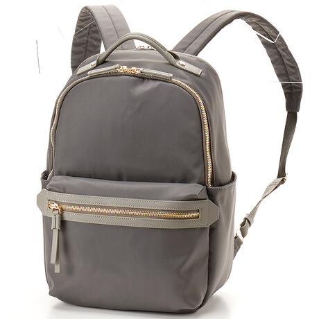 [^:68521]m[gPC̎^тɍœKȁADGdobOV[Y u|eve[NƏoЂgݍ킹nCubg[NɍœKȃbNTbNłBX[cX^CItBXJWAX^CɍœKȂƂꂢ߂ȃfUCB13.3C`̃m[gPCAA4t@CTCYBoCӋ@t@CށA|[`AٓȂǏ̒ʋ΂ɕKvȃACe[\łBCCPC[C͊J₷_ut@Xi[dlłBPPC[Xy[X13.3C`m[gPCAA4t@C[\BNbVŁASăm[gp\R^ԂƂł܂BPC[C[ƗĂ̂ŁAvCx[gȉו͂Ɍ邱ƂȂPCo܂BQl[@13.3C`m[gPCFW31~H22~D2.5cmA4t@CF31.3~23.1cm|Pbg}EX̎Ӌ@̎[ɓKɏՍޓ|PbgA̎[ɕ֗ȃt@Xi[|PbgȂǂ𑽐zu܂B{gz_[܂ݎP𗧂ĂĎ[ł֗ȃ|PbgBtg|Pbgt@Xi[t̃tg|PbǵApɂɏoꂷACe̎[ɕ֗BL߂̃}`Ŏ[͂QłBtg|Pbgɂ̎[ɖ𗧂I[KiCU[|Pbgzu܂BTCh|PbgpXP[XX}[gtH̎[ɓKI[v|PbgBZLeB|PbgwʂɃt@Xi[t̃|PbgzuBMdi̊ǗȂǂɂ𗧂܂BZbgAbv@\X[cP[X̃vhCunhɌŒłxgtBRR̒[[vɂȂĂ̂ŁA𒲐Ă]RoAזɂȂ܂BnÂꏊłו₷悤A邢O[̃XgCvnCCAtg|Pbgɍ̗pBPC[Xy[Xɂ͏_炩ȑfފ̃O[̐ngpĂ܂B----------------------@\ڍ<>EЃ}`t|Pbg~2EɏՍޓ|Pbg~2Et@Xi[|Pbg~1E{gz_[~2<O>Etg|Pbg(}`t|Pbg~2AL[Xgbv~1)ETCh|Pbg~2Ewʃ|Pbg~1EZbgAbvxg~1Ee