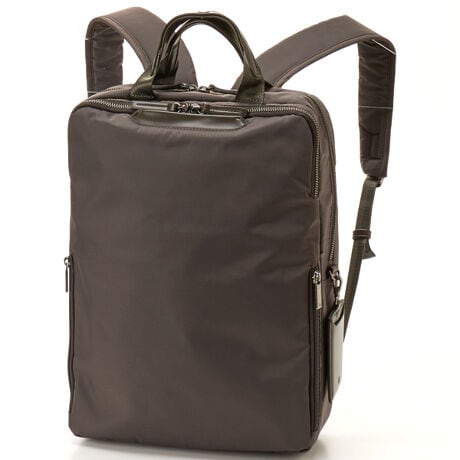 [^:68682]ʋ΂ɍœKȃXNGA^̃Xŋ@\IA4TCYΉ̃rWlXbNB14.0C`m[gPCAA4t@CTCYBdԓȂǂőOۂזɂȂɂAXŃRpNgȃVGbgɎdグ܂BPPC[Xy[X14.0C`m[gPCAA4t@C[\BNbVŁASăm[gp\R^ԂƂł܂BPC[C[ƗĂ̂ŁAvCx[gȉו͂Ɍ邱ƂȂPCo܂BQl[@14.0C`m[gPCFW33~H24~D2.5cmA4t@CF31.3~23.1cm|PbgOCɂ̓y▼hȂǃrWlXc[[łI[KiCU[|PbgzuBOoKvȂ̂Ɏo܂B{gz_[CCւ͐܂ݎP𗧂ĂĎ[ł֗ȃ|PbgBo[eNg|Pbgtg㕔͍RECXERۉHngp|PbgݒuB()ij RECXERۉH͐i̓̃ECX̐A@ۏ̍׋ۂ̑B}܂BaC̎Â\hړIƂ̂ł͂܂BX}[gANZX|Pbgwʂɂ̓X}[gtH[ɓKm̃|PbgoŎgXy[XzuBdԂ̏~Aɂ܂ɕ֗BZLeB|PbgwʂɃt@Xi[t̃|PbgzuBMdi̊ǗȂǂɂ𗧂܂BZbgAbv@\X[cP[X̃vhCunhɌŒłxgtBnhwۂɎזɂȂȂ悤AXibv{^ŗ߂2{̃nh̗pB_uANZX|Pbgtgւ͑O⌨|ۂɁAE珬o܂BnÂꏊłו₷悤A邢O[̃XgCvnCCAtg|Pbgɍ̗pBPC[Xy[Xɂ͏_炩ȑfފ̃O[̐ngpĂ܂Bjo[Tn[lXƂ́HɊÂϓIȃbNn[lX`łBbNp̐l̑JAlXȑ̊i59vB̕ς瓱oAn[lX`AtʒuAtpxɂ邱ƂŁA葽̏[U[ɃtBbgujo[Tn[lXv܂BɃtBbg邩wdɂA藎ɂIxɔwۂmזw܂肷Ix----------------------@\ڍ<>NbVPC|Pbg~1Б}`|Pbg~2t@Xi[|Pbg~1ybg{gz_[~2<tg|Pbg>}`Ȃ|Pbg~PБ}`|Pbg~Py~QL[tbN(`F[)~P<\>cJ~Qo[eNg|Pbg~PTCht@Xi[~Q(|Pbg1łBANZX\)<w>t@Xi[|Pbg~PX}z|Pbg~PZbgAbv@\