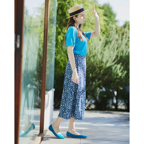 [^:415R4701]_炩ȕ\̂VtHW[[bgɉ炵ԕvg^bNXJ[gByAƂG̃|GXefނłB