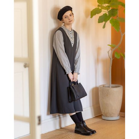 [^:415R8300]̂|GXefނgpiȃtA[̂Wp[XJ[głB킹gbvXŒȂ̃oG[VL܂BX^CJo[ʂACełB