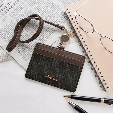 [^:clelia-18031][^:clelia-18031]ɂđSꗥFkCAꌧF1320~y^izSꗥFkCAꌧF2420~y[ցz[֑SꗥFzւɐ؂ւ̏ꍇF{B550~EkC/ꌧ1320~[ւł̒ӁzBw͂wł܂Bӎ̐F╗ɋ߂Ȃ悤ɎBeAĂ܂ApPCAX}[gtH̃fBXvC̈ႢɂČقȂꍇ܂BVigpiłAi̐\ɂAǂĂȂǂꍇ܂BC␅GɂAFFڂ邱Ƃ܂B舵̒ӎɂĂ͐i^OmF܂BuhFClelia NAV[YFBelle xFiԁFCL-18031J[Fx[W[ ACr[O[ }hiu[ ~XeAXu[ ~bhiCgubN{̃TCYF W11.0~H8.0cm~D0.5cmdʁF50g@dlFJ[h|Pbg~3A[tfށFv