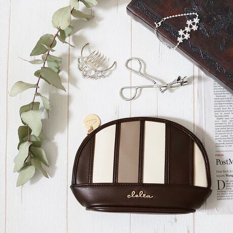 [^:clelia-62210]ӎ̐F╗ɋ߂Ȃ悤ɎBeAĂ܂ApPCAX}[gtH̃fBXvC̈ႢɂČقȂꍇ܂BVigpiłAi̐\ɂAǂĂȂǂꍇ܂BC␅GɂAFFڂ邱Ƃ܂B舵̒ӎɂĂ͐i^OmF܂Bi񁞃uhFClelia NAV[YFBellezza xbTiԁFCL-62210J[FAWXg ~L[ eB~X x_[ `F[v [YO[{̃TCYF W15.5~H13.5~D6 cmdʁF 120gdlFC[~1AI[v|Pbg~1fށFtFCNU[(v)