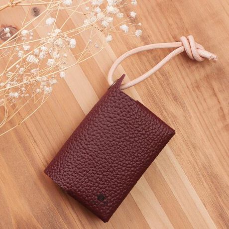 [^:zario-gra-206t]ӎ̐F╗ɋ߂Ȃ悤ɎBeAĂ܂ApPCAX}[gtH̃fBXvC̈ႢɂČقȂꍇ܂BVigpiłAi̐\ɂAǂĂȂǂꍇ܂BC␅GɂAFFڂ邱Ƃ܂B舵̒ӎɂĂ͐i^OmF܂BiF{ {v eBbVJo[uhFZARIO-GRANDEE- UIOfiԁFZAG-206TFFubNA`RALACAO[W{̃TCYF W13~H8~D1cm(J)A W6~H8~D3cm()dʁF 40gfށFvdlFt[Xy[X~1