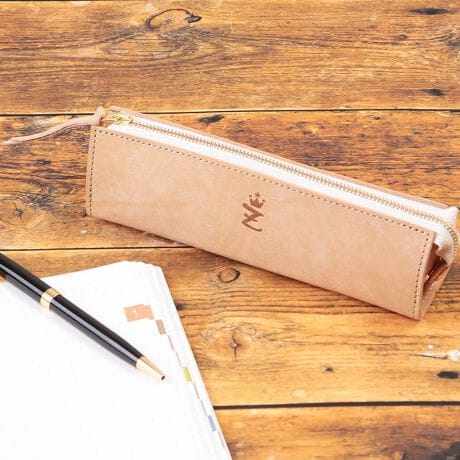 [^:zario-gra-3904]ӎ̐F╗ɋ߂Ȃ悤ɎBeAĂ܂ApPCAX}[gtH̃fBXvC̈ႢɂČقȂꍇ܂BVigpiłAi̐\ɂAǂĂȂǂꍇ܂BC␅GɂAFFڂ邱Ƃ܂B舵̒ӎɂĂ͐i^OmF܂BiFfނ̔FƖyޑl̃U[yP[XuhFZARIO-GRANDEE- UIOfiԁFZAG-3904FF{h[AR[q[ARogu[A[tO[AlCr[AfB[vO[AIWACG[Ai`A[YsN{̃TCYFW19~H5.5~D4.5cmdʁF50gdlF/[Xy[XfށFvivGuEx[j