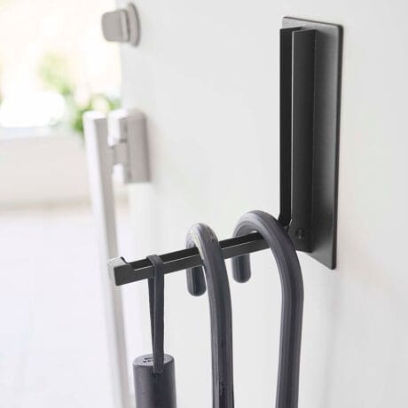 [^:415501]yfUCzꂽփXy[Xɕ֗ȃnK[[gȂ͐܂肽ŃXbL[①ɂɎtă`obOȂǂ[ω׏d1.5kgyXybNzTCY/8~s3~18cmgpF8~s16.5~18cmnK[F1.7~s11.5~0.6cme/1ގ/{́FX`[i̓hjA}Olbg~߁FVR[Y/ω׏d/1.5kgyuhzRƂtoweri^[j͔Ãmg[fUCȎ[V[YBVvŃX^CbVAocŐ@\ł̒XbL֗ɁBnɍĂ悤ȃACe̎[pî|CgłB