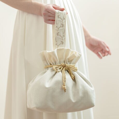 [^:422356]yfUCzChhJ{ƋF̃q|CǵAڂ䂭؂₩ȃ`obOłBJ[͗DF̃AC{[ƃO[2FWJłBƖLɉoĂACełB[͔QŁA1ɂ܂Ƃ߂ĎĂ̂ŁAו΂炸ϕ֗łBۗ܂[ł郁bV|PbgtłB̑fނ̓|GXeɃVo[R[eBO{A@₷AqIłByXybNzTCY/24~s15~28cmi܂܂jF4.5~30cmd/150ge/1ގ/\nF|GXeAȗnF|GXeiVo[R[eBOjY//sω׏d/1.5kg