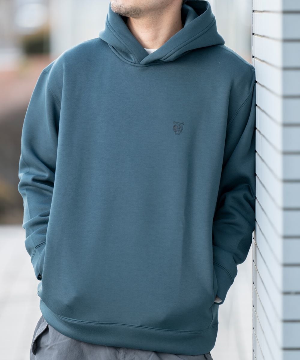 【VIRTUOUS/バーチャス】スポンジロゴプリントパーカー