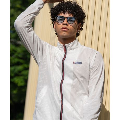 [^:K3501]y₩ŒʋCɗDꂽhbgbVfނ̗pAĂKȒSnL[vItWbvdlŒEX[YAX^hJ[ꂽۂo܂BX|[cAEghAV[͂AfC[EFAƂĂIVvȂ瑶݊̂郍SfUCANZgƂȂALX^CɃ}b`UVp[J[łBKƃX^C𗼗Ap̗ꖇI