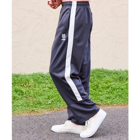 [^:KD565]K-SWISSfBXAɊ̌^Jo[V[Y̏iׂ܂I|GXe100̃_{[jbgfނgpAChXg[gpcBTChCƐ̐ؑւrʂoAX|[eBȂX^CbVȈۂɁyĂӂ݂̂鐶nŁA₷VɂȂɂ̂|CgEGXg̓Sdl{RtŃtBbgKBbNXƔVGbg𗼗܂IX|[cMIXƂĂ􂷂A񂵗͔Q̈{łB