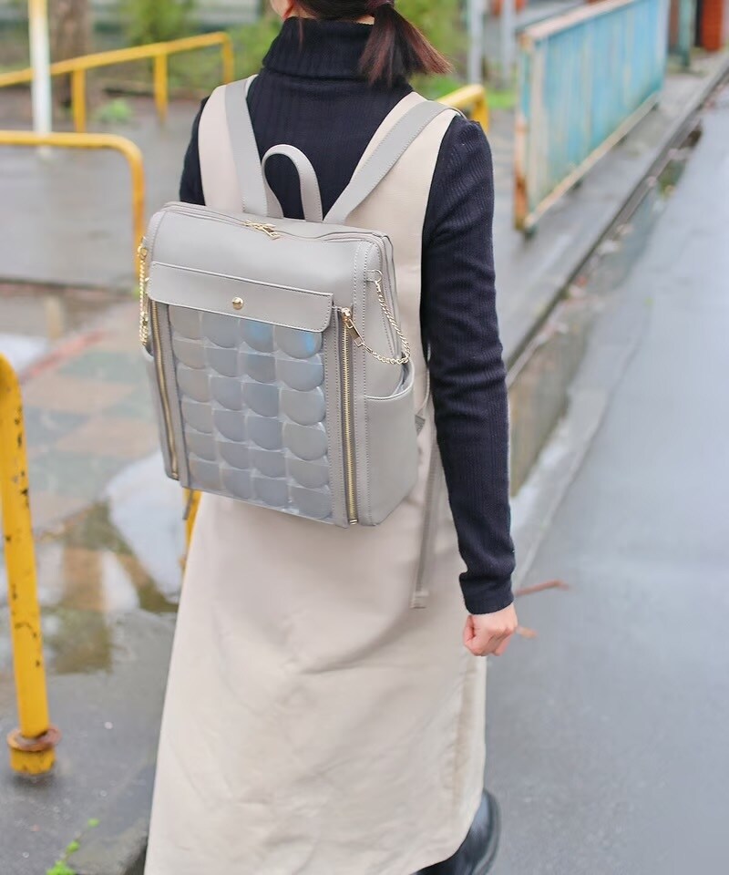 【はるさん専用】REA RARE『クルア』回転式 縦型リュック 痛バッグ クルア』回転式 縦型隠せる痛リュック | 『隠せる痛バッグ』 REA