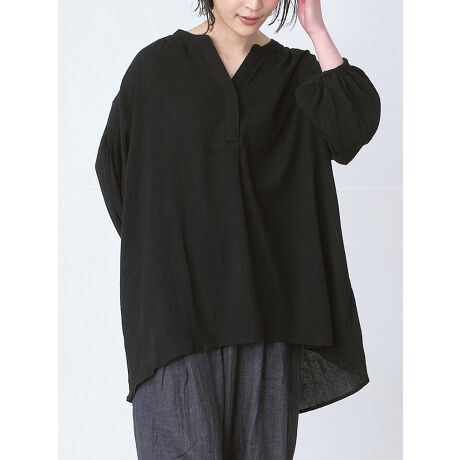 [^:D9470R3]tĂɂ҂1BV{Ńi`ȕ͋CY킹ĂAœ̂ȃW[[bgfނŎdĂL[lbNuEXłB񌳂茩fUCŁAANZT[fĂ܂B{^1ĂAJɕω܂Bɂ͂ƃSdlłB͂낪߂̃fUCłB