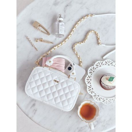 [^ԁFRWGB254508]<b><font color=#ff5b5b>BEGUSAGI ONLINEEZOZOTOWNJ[ƂȂ܂<^font><^b><b><font color=#ff5b5b>LBLUUSAGI ONLINEJ[ƂȂ܂Ăɂ҂̃TC_[̂悤ȑu₩ȃCgu[ƁA~L[ȃJtFeC[W܂₩ȃx[W2Fœo<^font><^b>X}[gtH2TCỸobOBقɂ~jzACz⃊bvȂǍׁX̂̂ɂ߁BobO{̂ɔwʃ|PbgAɂ2̃J[hP[XA}`t̓|PbgtĂ̂Ŏ[͂QłBՂƂLeBOH炵AʂɂFURFURS̃JVAXC_[ɂSv[ggpÂtHobOɎdグ܂BiPhoneΉTCYF16 Pro^ 16 Pro MaxƖ̊֌WɂAۂFČꍇ܂B܂p\REX}[gtHȂǂ̊ɂA኱iƉ摜̃J[قȂꍇ܂B\߂Bi̐F́AiPi摜QƉB i摜̓Tv̂߁AFTCY̎dlɕύXꍇ܂̂ŁA\߂B<br^>|PbgO():1|Pbg():3