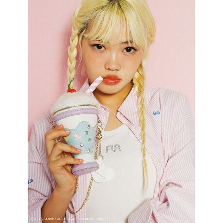 [^ԁFRWCT254112]<b><font color=#ff5b5b>y߂ۂĂ񒅗pACeiWHTjz<^font><^b>VvŒ񂵂ł^NgbvBtg̃NX^łꂽFUR̃S炵ꖇłBꖇŒp͂ACi[ƂĂg₷ACeBVA[̂郊ungpĂ܂B;Ȃn;ȂLk;;Ȃň;┖聦Ɩ̊֌WɂAۂFČꍇ܂B܂p\REX}[gtHȂǂ̊ɂA኱iƉ摜̃J[قȂꍇ܂B\߂Bi̐F́AiPi摜QƉB i摜̓Tv̂߁AFTCY̎dlɕύXꍇ܂̂ŁA\߂B