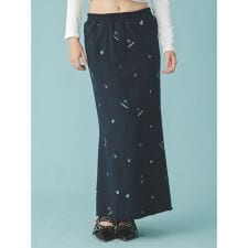 ファーファー(FURFUR)のフラワー刺繍スウェットスカート