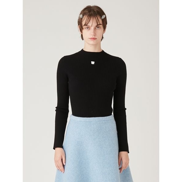 WEB限定カラー】フルーツ刺繍ポロカラーノースリニットジレ