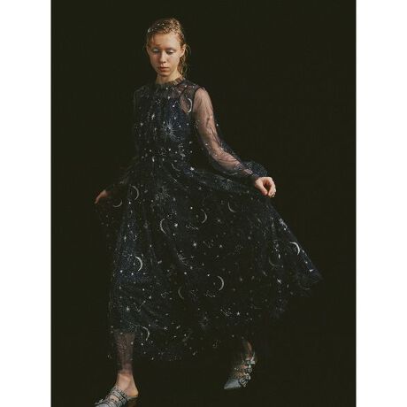 [^ԁFRWFO255034]ŜvgHAIWi̖󃂃`[thJ؂₩ȃ`[hXB12◬ꐯȂǗlXȃ`[tĂ܂BnÔŃfjƃC[hăJWA_E钅Ȃ߂łB;藠n;Ci[tLk;Ȃ;萶ň;<b>yuɃCXpCAꂽTwilight Mood Collectionz<^b>12̐_Iȃ`[thJŕ`hXNX^߂J[fBKÂ悤ɋPu[`ȂǁAzIŉ؂₩ȃ[hZŐVRNV͂܂B<b>y00TCYɂāz<^b>00TCY̓t@bVyޏȏ̂߂ɂ肵TCYłBg߂̏ȏɂtBbg悤AʏFTCY0TCY璅EȂǂTCYAoXǂ悤ɂ肵Ă܂BƖ̊֌WɂAۂFČꍇ܂B܂p\REX}[gtHȂǂ̊ɂA኱iƉ摜̃J[قȂꍇ܂B\߂Bi̐F́AiPi摜QƉB i摜̓Tv̂߁AFTCY̎dlɕύXꍇ܂̂ŁA\߂B<br^>Ci[[00]:112cm oXg:86cm[F]:115cm oXg:86cm