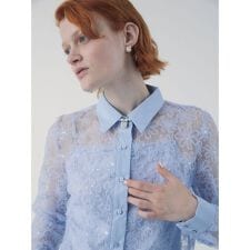 立体フラワーレースブラウス