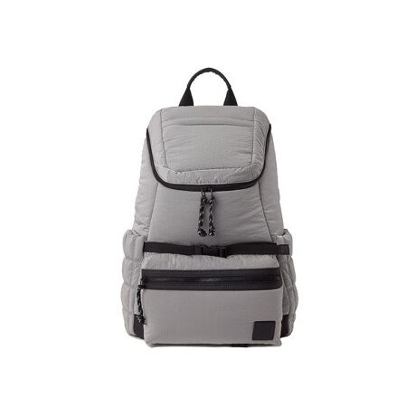 [^ԁFAMGB249503]yDESIGN^STYLEzpƕ̃fUCȐ炤܂鑢`ōグeʂbackpackBו̃fBeB[ɂAlŃX^CbVȈۂɎdグĂ܂BVeBgbvƂJWAV[͖ܘ_łAJWAĂ鍡̃rWlXV[ɂgobOƂĒāBCJBOXɊJfUC̗pȀoꂪՂ̂|CgBV_[xgɂ͌ւ̕Sy邽߂̃NbVނAʂɂ͒ʋCӎbVfނ̓fC[ɂΉłׂCE΂Ă܂BpfBO^CṽfUĆAוʂ̎ł▭ȗ̊oĂ̂ƂB܂ɗ́AʂȃfUC킬AfނyʃiC̗pĂ̂ŁAڈȏ̌yBigɂ͌Ȃ|CgɂȂ܂ByFABRICzt@ubNɂ̓C^A@[J[ōƂuLIMONTAЁv\IȃiCfނIBɍׂ̃\tgiCɐDグAȃ[vF琶ݏo鎩RȃV̓IȌƉsAF̐[݂oAGKgȐEւȂĂ܂BCjOJ[ɂVтAGKĝȂɃX|[eBȕ͋CĂJ[pbgƂȂĂ܂ByBRANDzsIȕiA㐶ɍŗǂ̋@\A̒łɌyʐGBX|[eBŃGKgȑ`́Al𖣗܂B㎿ȕiiY킹Aꌤ܂ꂽfUC͗lXȋȐō\AĝɃtBbgpZ܂BMotion^cool^function^creative ̓uhS͍\Ă܂ÄӖĂȂuhSƂĂ܂BrWlXJWAA@\Ƒ`A邱ƂNXI[o[Ăv_Ng[xłBƖ̊֌WɂAۂFČꍇ܂B܂p\REX}[gtHȂǂ̊ɂA኱