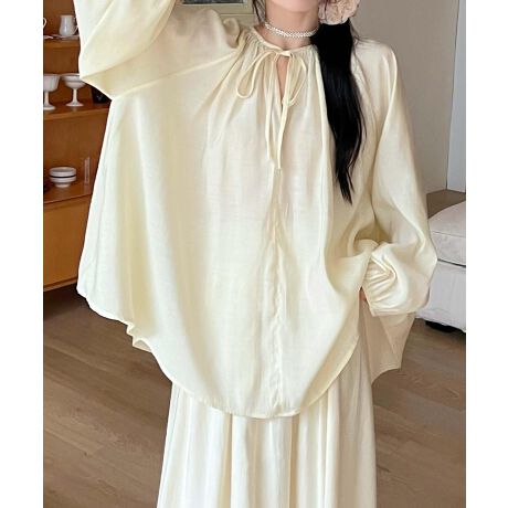 [^:yxu3906a]VvȂ̃{ANZgɂȂĂuEXBXLbp[fUCɃ{̂\ʂƁAVvŖÔȂ̗ʂ̑O2wayfUCdlBƂVGbǵAƓ̘r₨܂Jo[Ă܂B_炩ĔG̗ǂngpĂAʋCƐLkɂDXgXt[ȒSnB͒߂Ȃ̂ŃCɒƃqbvJo[łA^bNCƂƒȂ܂JWAɃfjpcȂǂ킹fC[V[͂AXbNXv[cXJ[g킹ItBXJWAtH[}V[ł􂵂܂BlXȃV[Œpł閜\ACełFREE:70 40 g58 ŏ70